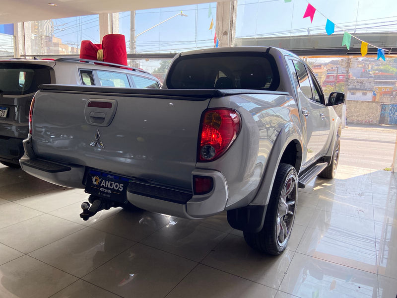 L200 Triton HPE 3.0 CD  4X4 Diesel Automático 2009/2010