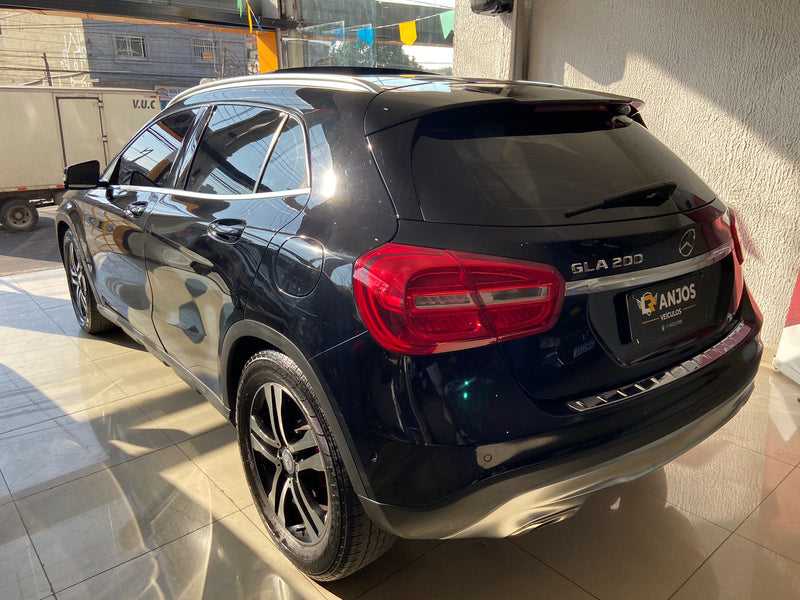 Mercedes-Benz GLA 200 2015 GLA 200 1.6 Advance