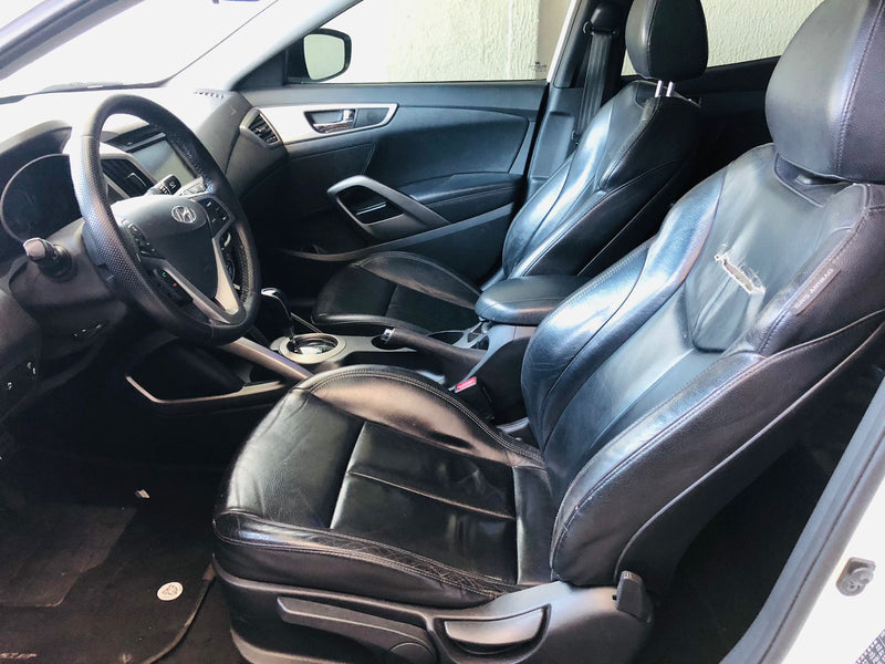 Hyundai Veloster 2013