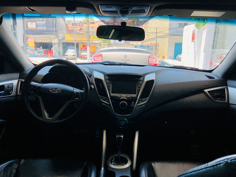 Hyundai Veloster 2013